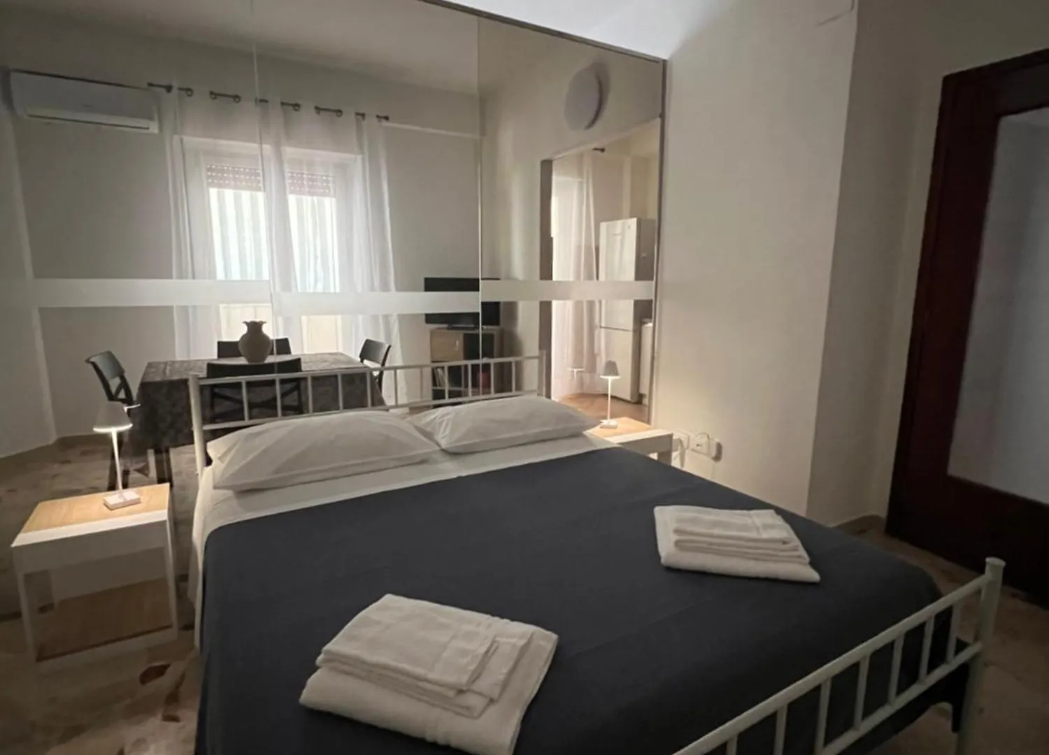 El Azis Home Palermo Apartment